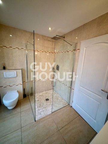Au centre de Pierre Benite appartement de 2 pièces 69.61 m2 - Photo 5