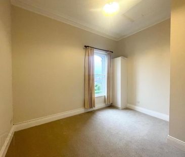 Apt 3 Moyrath House, 1a Hawthornden Gardens, Belfast, BT4 2HF - Photo 4