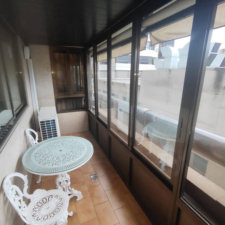4 room luxury Apartment for rent in Valencia, Spain - Photo 1
