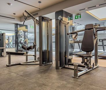 For Lease - 117 Broadway Avenue Unit# 2010, Toronto, Ontario - Photo 2