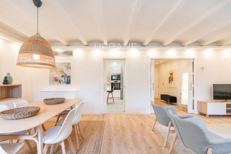 Exclusivo y luminoso piso reformado en finca señorial del Eixample, Barcelona | Disponible a partir de febrero para alquiler temporal - Photo 2