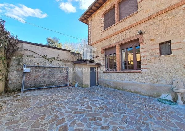 Via Marconi, Pietrasanta, Tuscany 55045