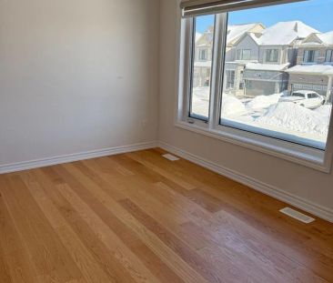 27 ROCHESTER DRIVE - Photo 2