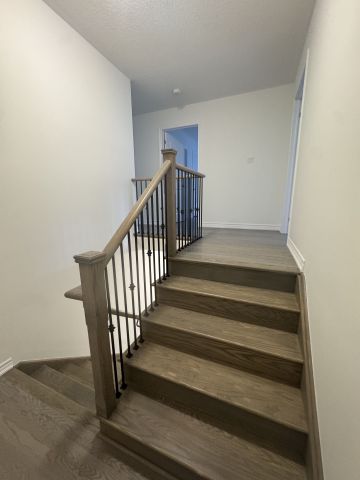 For Lease - 68 Granka Street, Brantford, Ontario - Photo 2