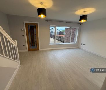 3 bedroom terraced house to rent - Photo 2