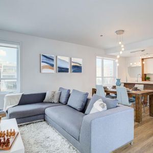 Superbe 5 ½ haut de gamme — Vue sur le golf de Saint-Lambert 1 383 pi² | 3 chambres | 2 SDB | 3 525 $ / mois | Dispo 1er février 2026 - Photo 2