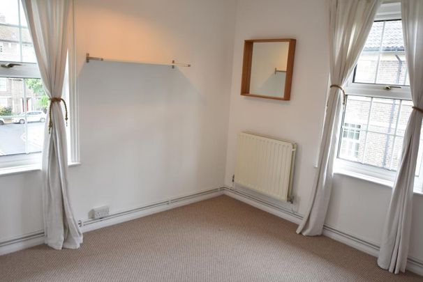 3 bedroom maisonette to rent - Photo 1