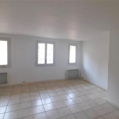 Location Appartement 1 pièce 33m² AIX EN PROVENCE 13100 - Photo 1