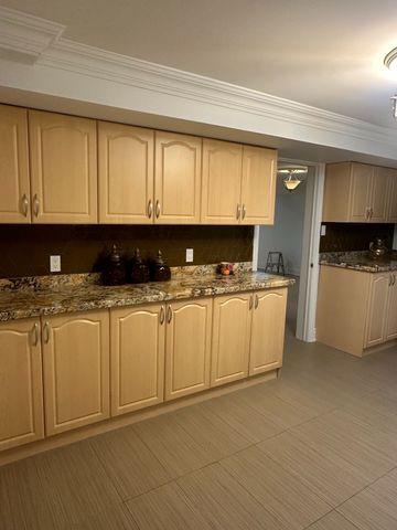 For Lease - 190 Falstaff Avenue Unit# BSMT, Toronto, Ontario - Photo 4