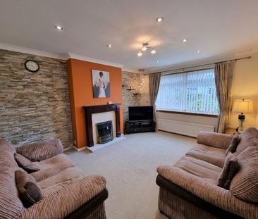 4 bedroom semi-detached house to rent - Photo 5