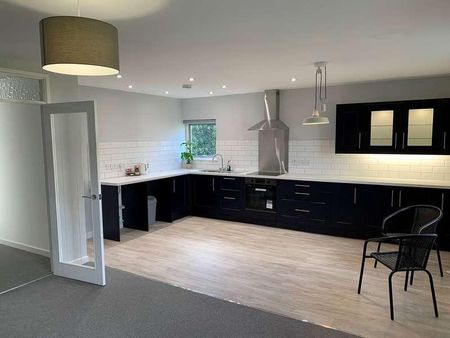 West Hill Gardens, West Hill, Budleigh Salterton, EX9 - Photo 5