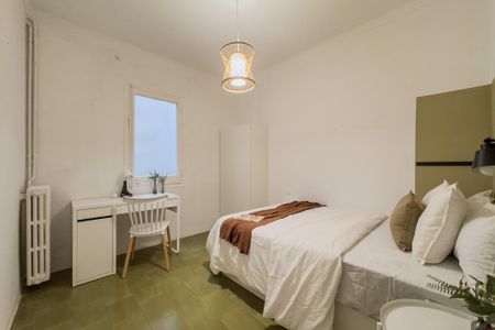 Carrer de Bertran, Barcelona, Catalonia 08023 - Photo 4