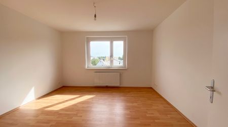 Geräumig und helle 2-Raumwohnung mit Balkon in Luftenberg - Photo 3