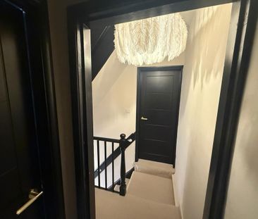 4 bedroom terraced house to rent - Photo 1