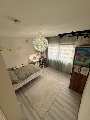 Helle 2,5-Zimmer-Wohnung mit Balkon – WBS notwendig! - Photo 1