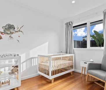 Stylish & Modern 2-Bedroom Unit in Prime Mentone Location - Photo 3