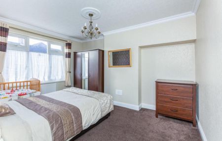 3 bedroom terraced house to rent - Photo 2