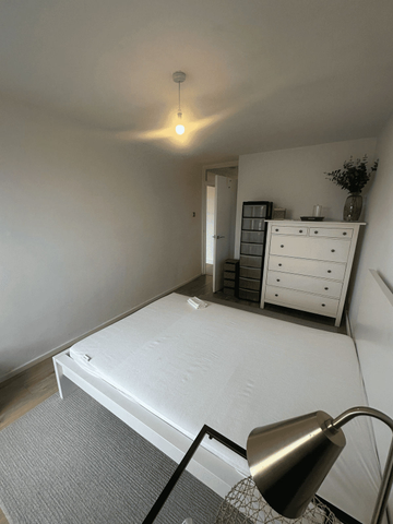 Whinchat Road, London, SE28 - Photo 5