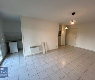 Location Appartement 2 pièces 48m² ST JEAN D ANGELY 17400 - Photo 3