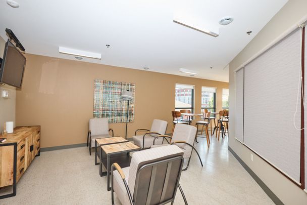 For Lease - 26 Wellington Street Unit# 304, St. Catharines, Ontario - Photo 1