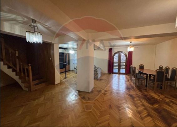 Casă de inciriat cu 4 dormitoare,Gradiste - Photo 1