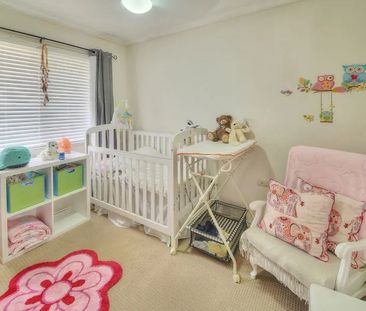 Comfortable Living, Prime Location! - Photo 1