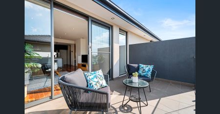 Contemporary boutique living by the bay! - Photo 5