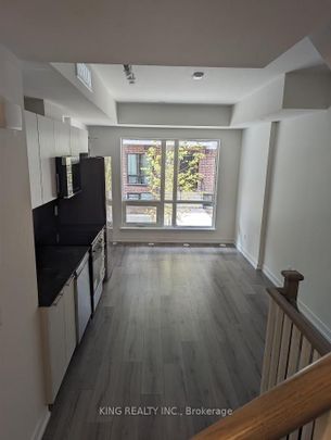 For Lease - 871 Sheppard Avenue Unit# 35, Toronto, Ontario - Photo 1