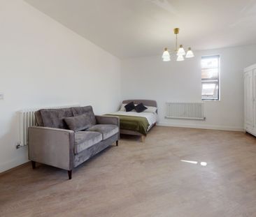 19 Frederick Street Flat 9 - Photo 3