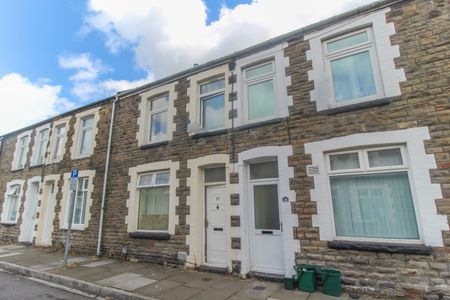 King Street, Treforest, Pontypridd - Photo 4