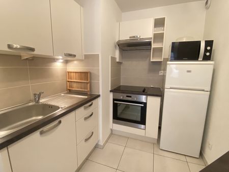 Studio meublé à Morteau avec balcon - Photo 3