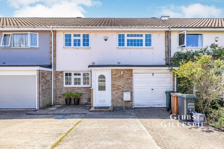 4 bedroom terraced house to rent - Photo 4