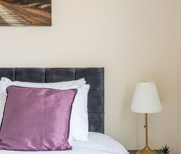 3 Bed Semi-Detached House, Edgehill Street, RG1 - Photo 6