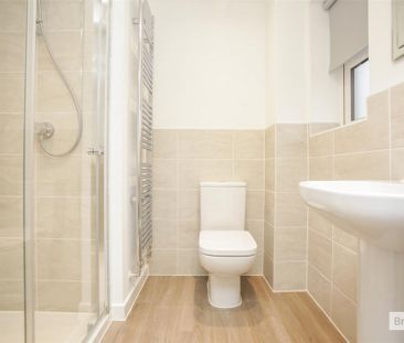 3 bed House To Let - Photo 6