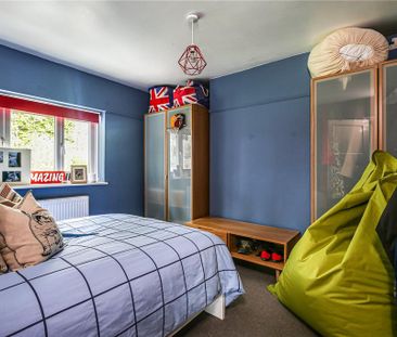 4 bedroom semi-detached house to rent - Photo 2