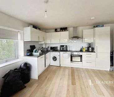 Parkview House, London Road, East Grinstead, West Sussex, RH19 - Photo 1