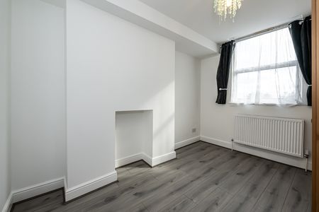 2 Bed Flat, Kilburn Lane, W9 - Photo 3