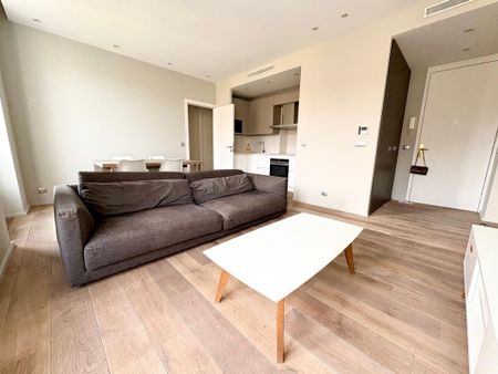 Location Appartement 3 pièces Meublé 62m² NICE 06000 - Photo 5