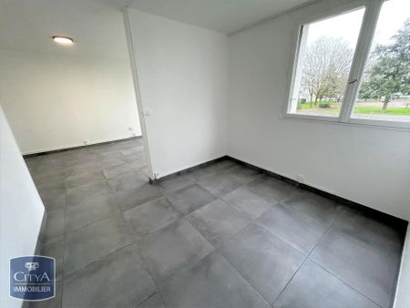 Appartement à louer 4 pièces 69.02m² - Photo 5