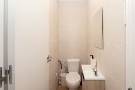 Carrer Olimpia Arozena Torres, Valencia, Valencian Community 46018 - Photo 3