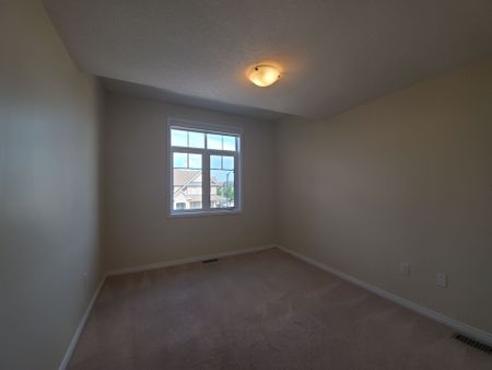 For Lease - 593 Remembrance Road Unit# upper, Brampton, Ontario - Photo 2