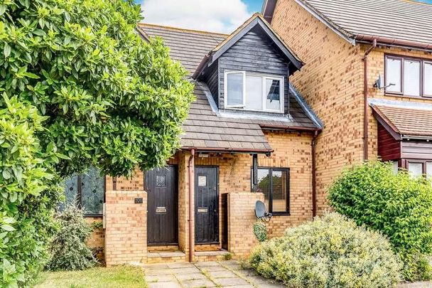 Isaacson Drive, Wavendon Gate, MK7 - Photo 1