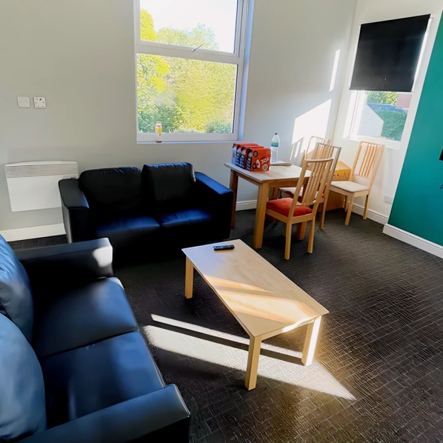 Halls E: Standard Ensuite Rooms - Photo 1