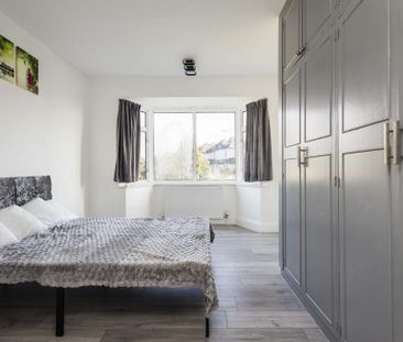 House share to rent - Photo 2