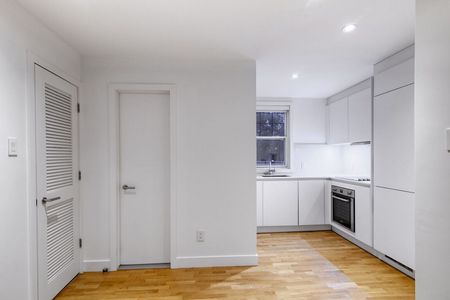 5556 Snowdon Street, Montréal, QC - Photo 3