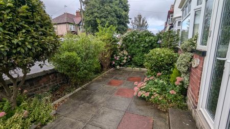 Vyner Road, Wallasey, 3 bedroom, House - Semi-Detached - Photo 2