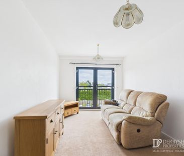2 Bedroom Apartment - Photo 2