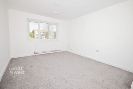 3 bedroom end of terrace house to rent - Photo 2