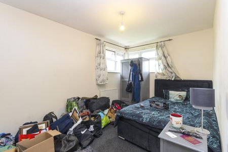 1 bedroom apartment to rent Oldbrook Boulevard, Oldbrook, Milton Keynes, Buckinghamshire, MK6 - Photo 3