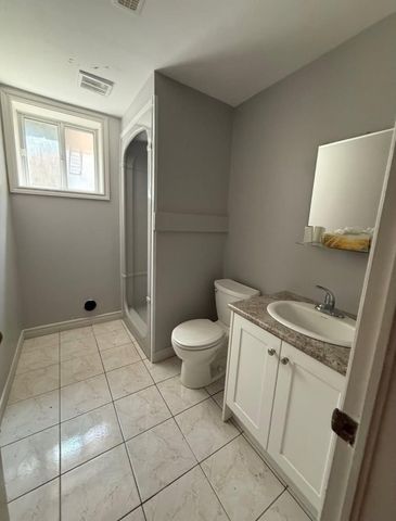 For Lease - 65 Simcoe Road Unit# Basement, Bradford West Gwillimbury, Ontario - Photo 4